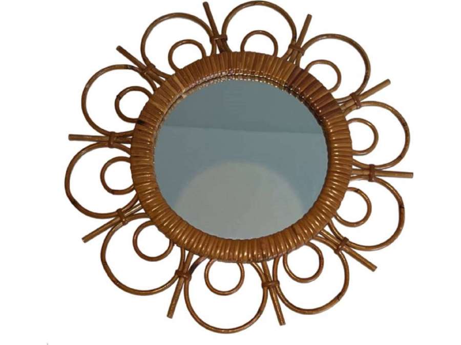Vintage rattan mirror+ from the 20th century