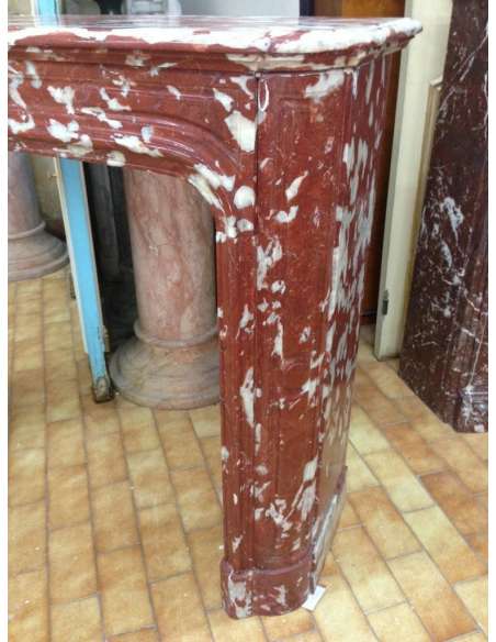 Jolie petite cheminée ancienne de Style pompadour en marbre incarna turquin fin XIXème.-Bozaart