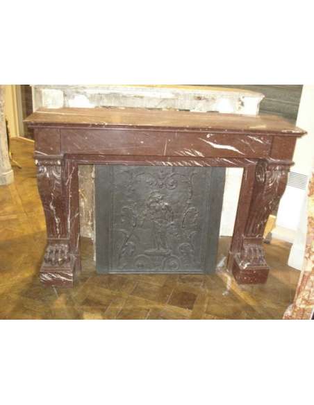 Antique Empire style fireplace in red griotte marble - 19th century.-Bozaart