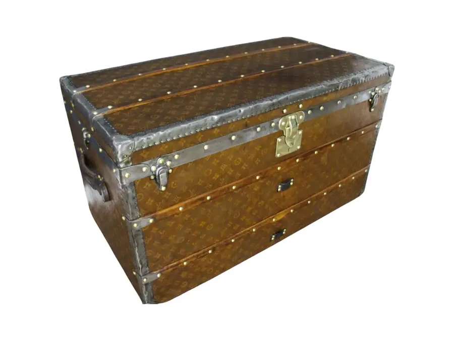 Louis Vuitton 19th century travel trunk in woven canvas