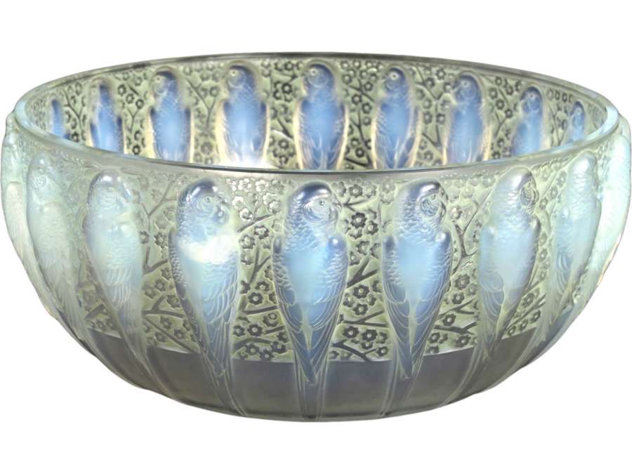 René LALIQUE Glass bowl. Art deco from 1931 "Perruches" model