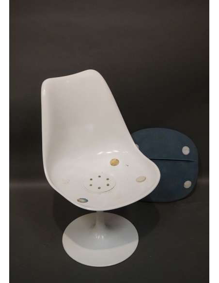 Knoll Design chairs in fibreglass, "Tulipe" model-Bozaart