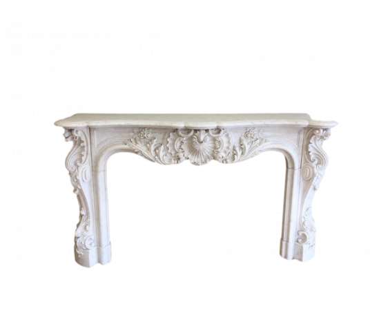 EXCEPTIONAL ANTIQUE FIREPLACE IN WHITE CARRARA MARBLE IN LOUIS XV STYLE, 19TH CENTURY