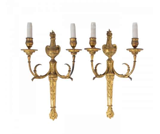 A Pair of Louis XVI perid (1774 - 1793). 18th century.