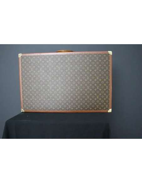 Monogrammed+Louis Vuitton suitcase from the 20th century-Bozaart