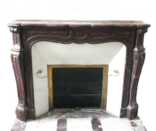 PRETTY ANTIQUE LOUIS XV STYLE FIREPLACE IN RED GRIOTTE MARBLE 19TH CENTURY