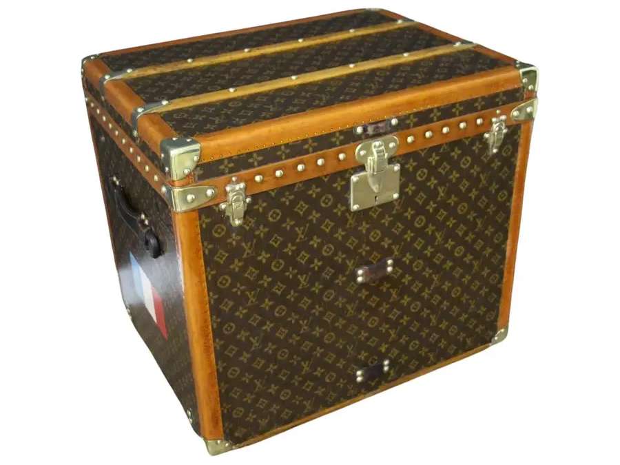 Louis Vuitton Monogrammed+20th century trunk