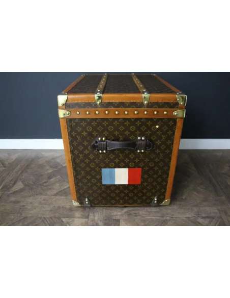 Louis Vuitton trunk+20th century-Bozaart