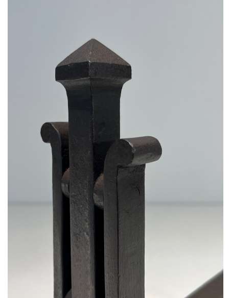 Modernist wrought iron andirons. Circa 40-Bozaart