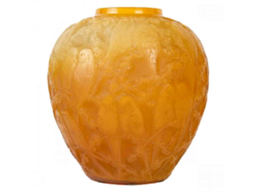 René Lalique, Glass vase "Perruches", +Yellow tint, 20th century