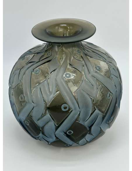RENE LALIQUE , Vase en verre "Penthièvres" de style art déco du 20éme siècle-Bozaart