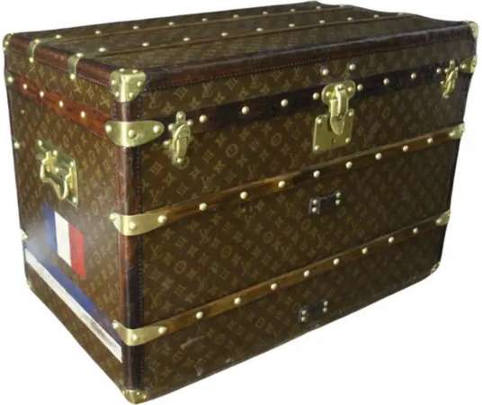 Louis Vuitton leather trunk from the 20s
