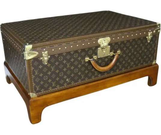 21st century Louis Vuitton suitcase