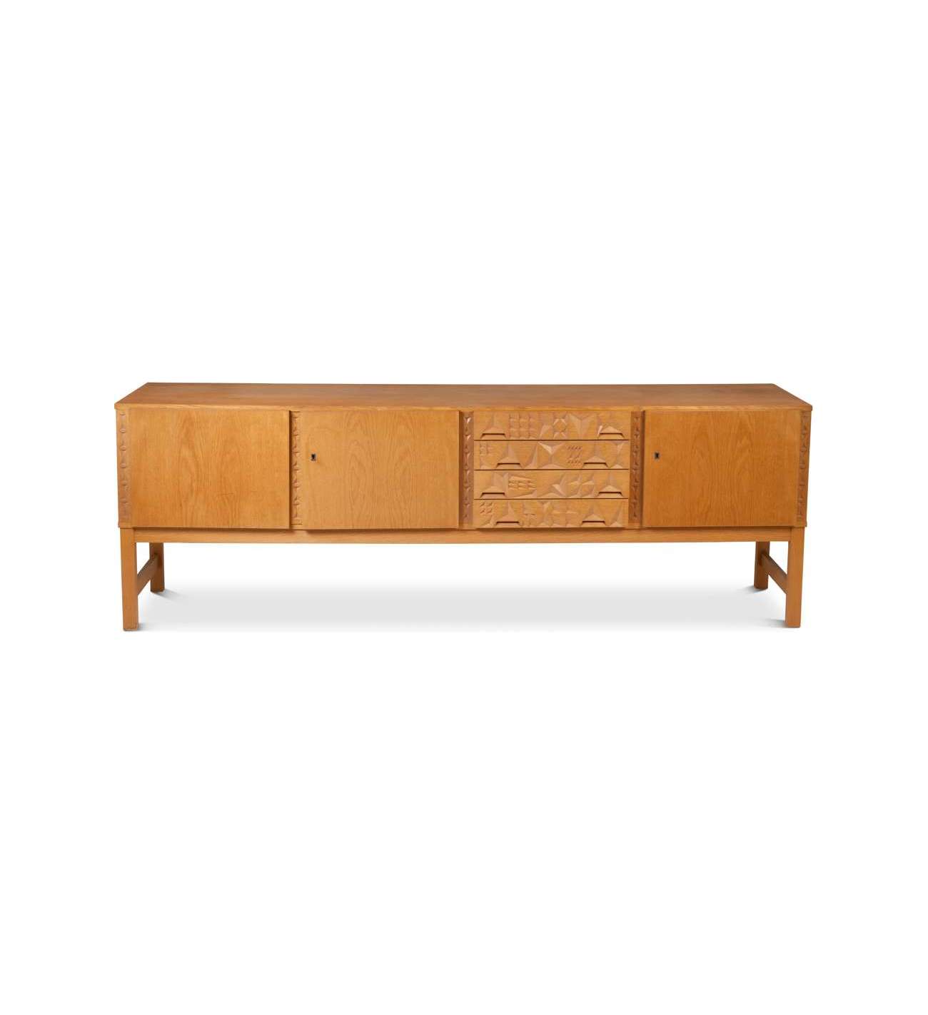 Enfilade en chêne et placage de chêne. Années 1960/70.