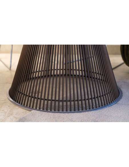 KNOLL éditions & PLATNER, round table Ø 180 cm Ruby Red marble -Bozaart