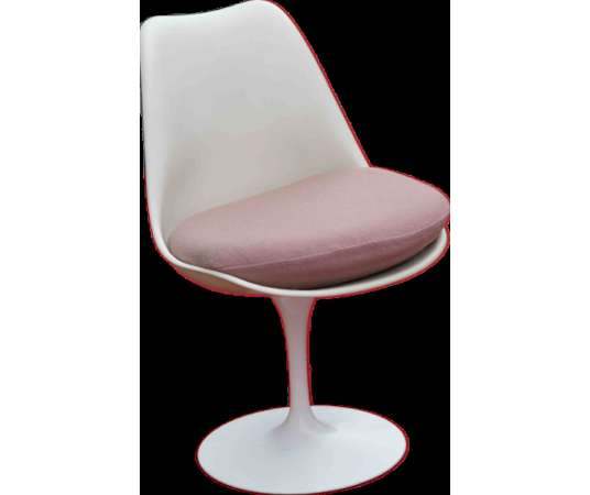 Eero Saarinen (1910–1961) & Knoll International (publisher) 6 swivel chairs