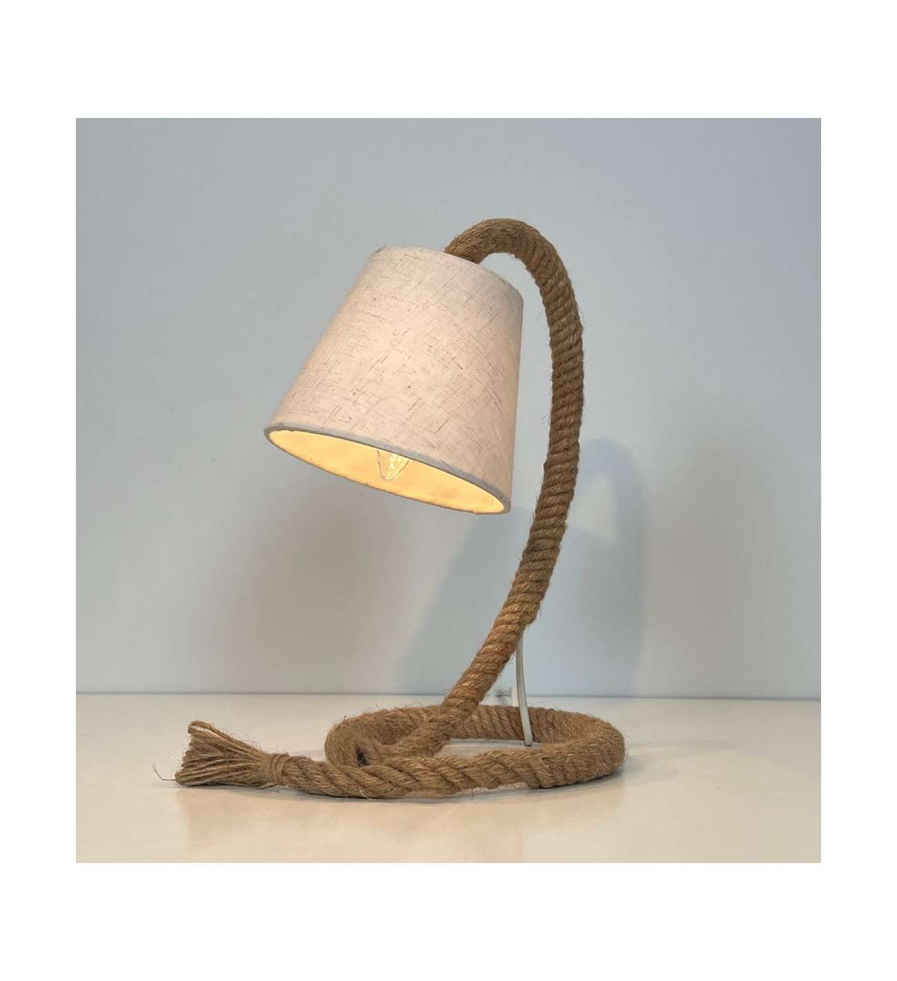 Lampe en Corde dans le Goût d'Adrien Audoux et Frida Minet (Audoux-Minet)