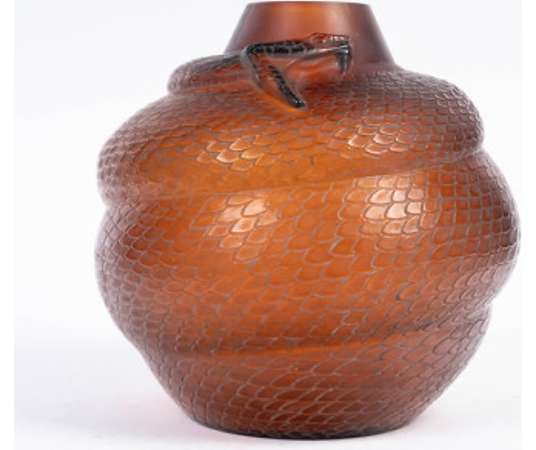 1924 - René Lalique - Vase Serpent teinté ambre