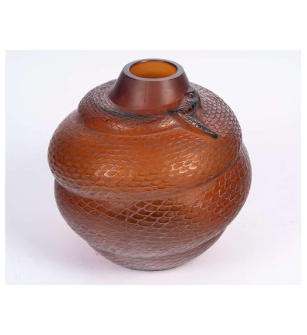 1924 - René Lalique - Amber-tinted... 1924 - René Lalique - Amber-tinted Serpent Vase