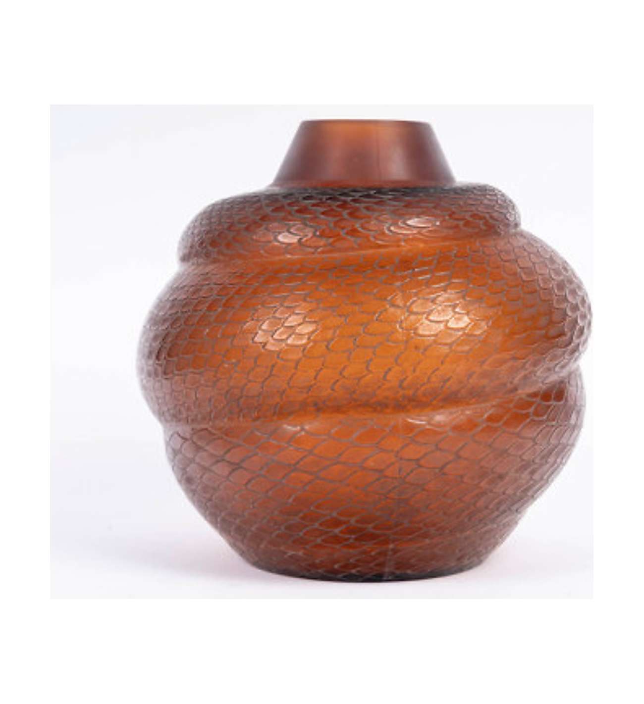 1924 - René Lalique - Amber-tinted... 1924 - René Lalique - Amber-tinted Serpent Vase