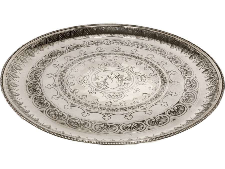 Silversmith CARTIER - Round tray in solid silver - XXth - by Cartier