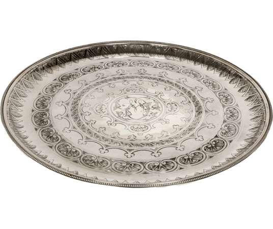 Silversmith CARTIER - Round tray in solid silver - XXth - by Cartier