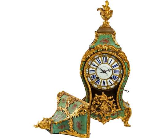A Louis XV Period - (1724 - 1774) bracket clock. 18th century.