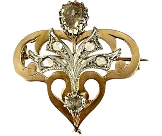Broche en or et rose de diamants. années 1880