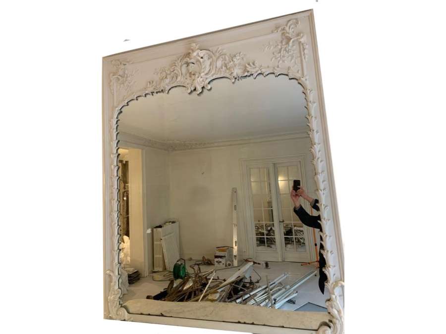 Very beautiful antique louis xv style fireplace mirror in rococo style dating from the end of the 19th century