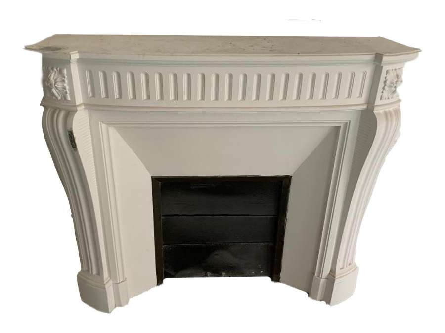 Pretty antique Louis-XVI style fireplace in Blue Turquin marble dating from the end of the 19th century