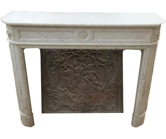 Pretty antique Louis XVI style fireplace in marble - 19th century